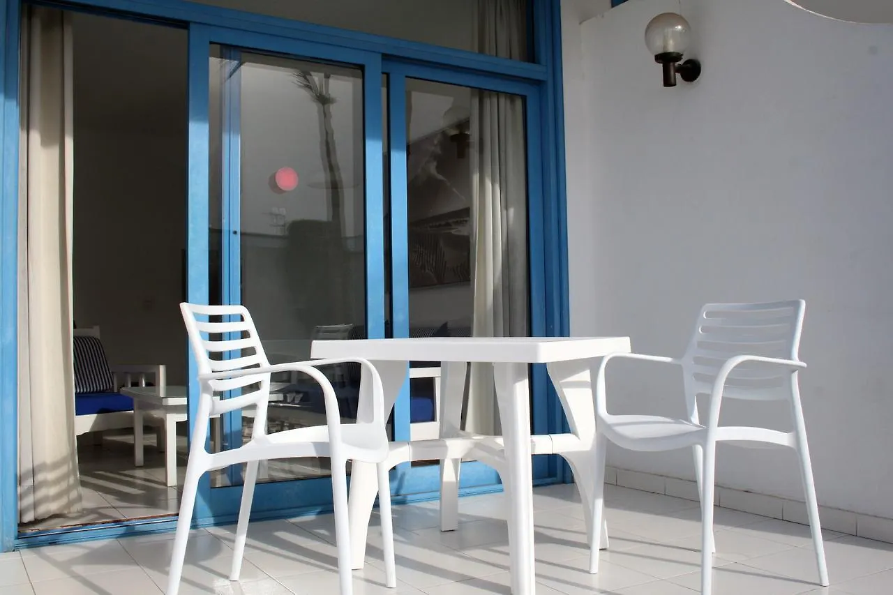 Aparthotel Costa Volcán&Spa Puerto del Carmen  2*, Puerto del Carmen (Lanzarote) España
