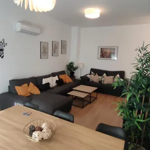 Unique In Center With Pool Malaga