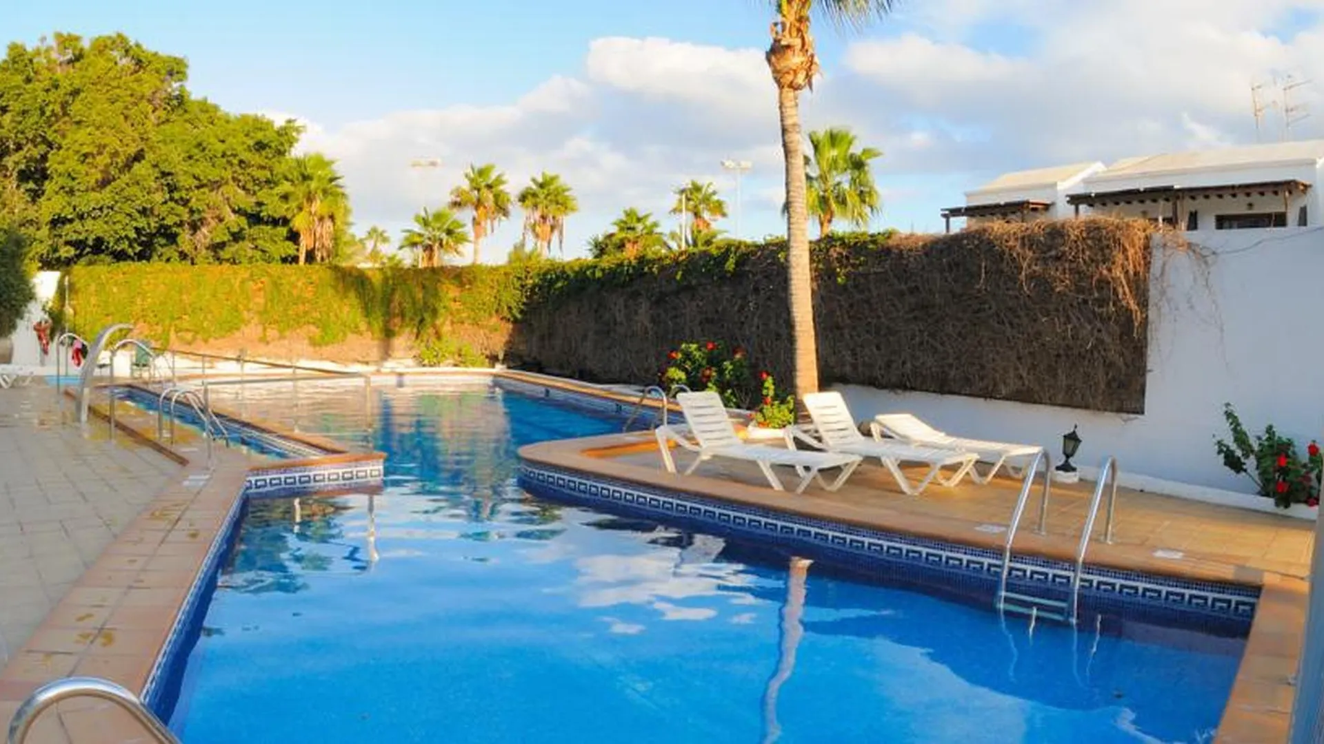 Aparthotel Costa Volcan & Spa Puerto del Carmen  Apartment