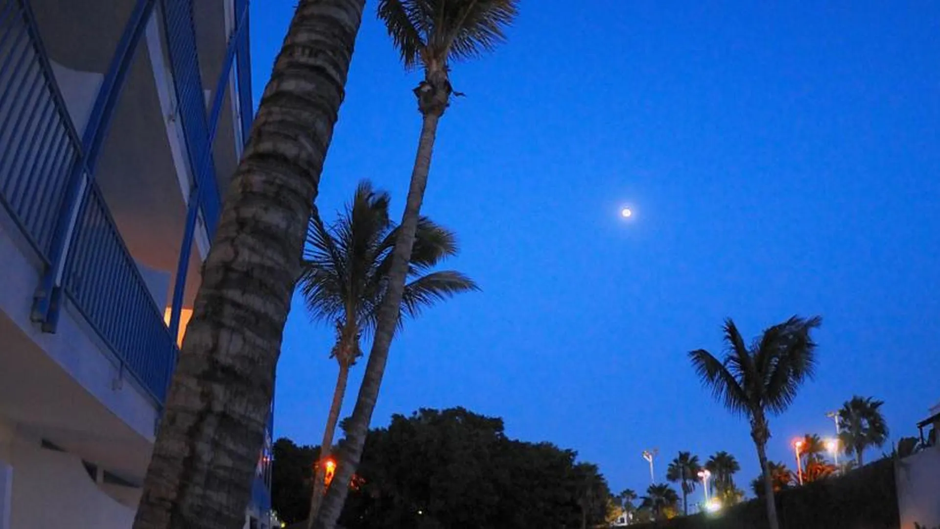 פוארטו דל כרמן Aparthotel Costa Volcan & Spa 2*, פוארטו דל כרמן